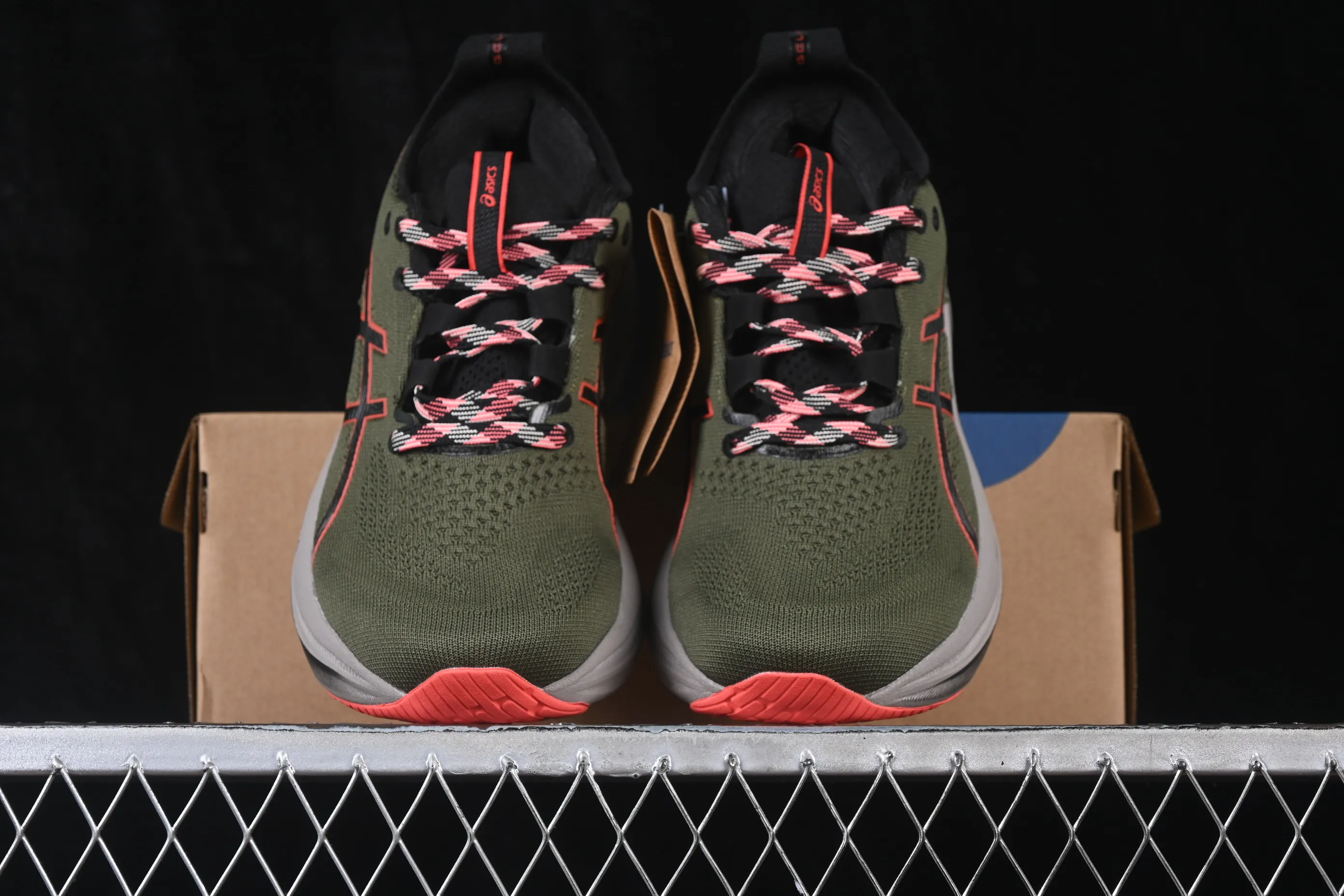 All Categories Asics Asics Series Asics Gel-Nimbus 26 1011B849-300